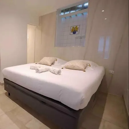 Elegance Et Detente, Piscine Chauffee, Terrasse Et Garage Prive A Apartament *