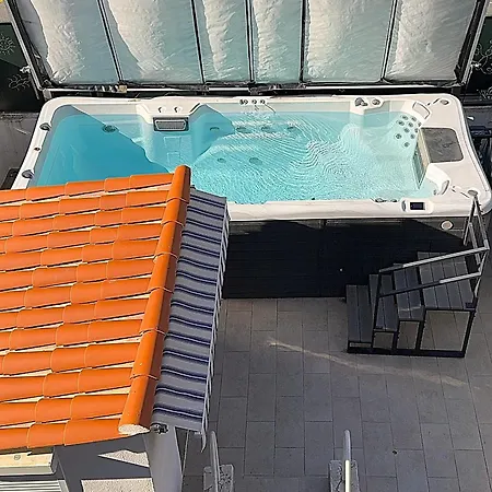 Apartament Elegance Et Detente, Piscine Chauffee, Terrasse Et Garage Prive A Nicea